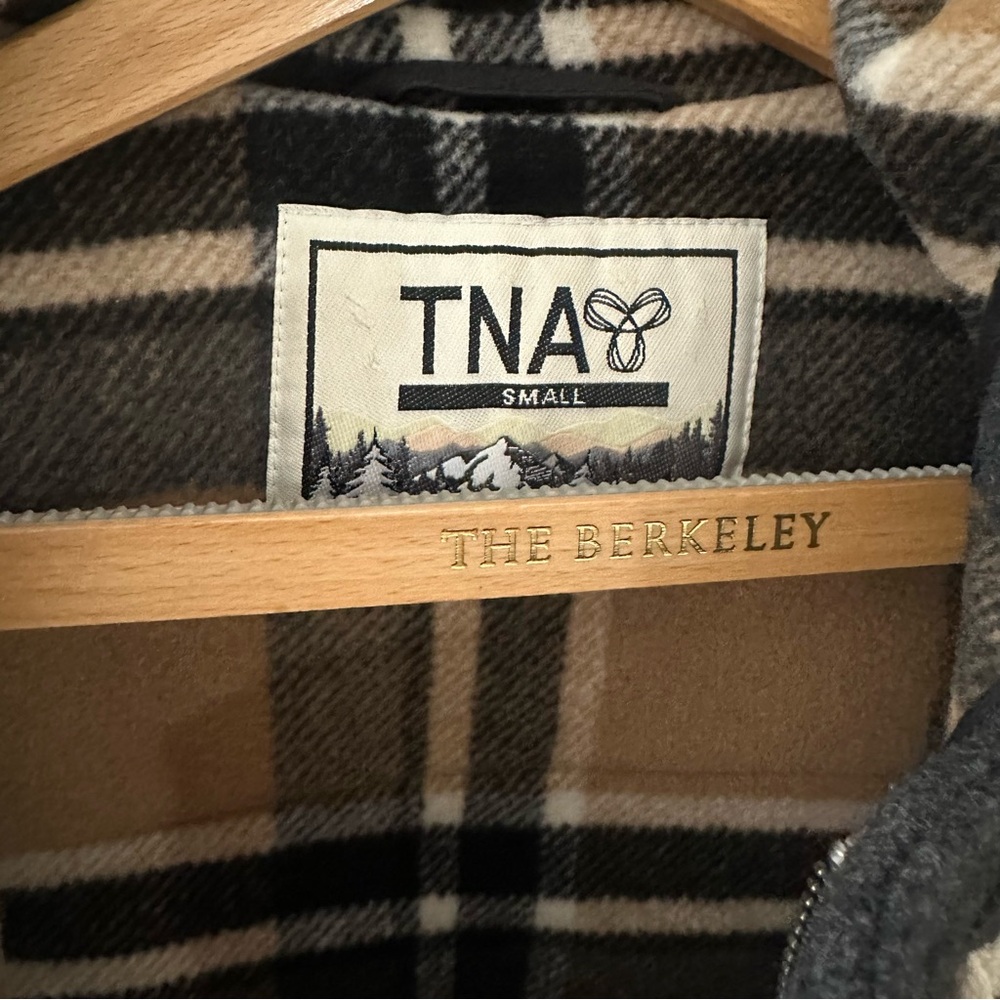 Aritzia TNA The Berkeley duffle coat - Picture 2 of 6